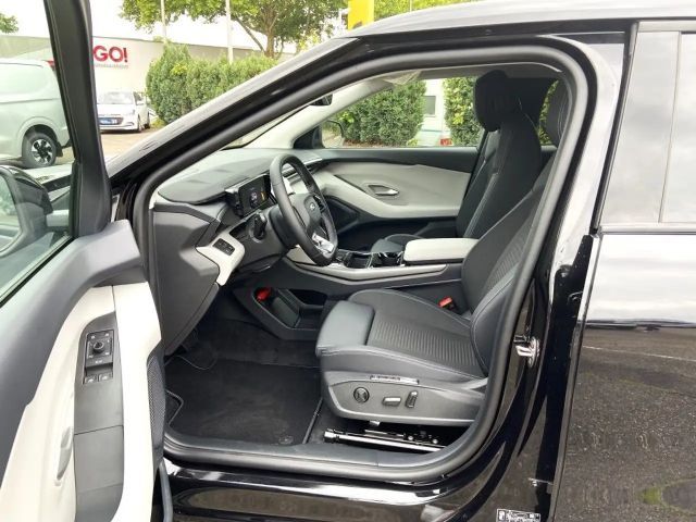 Ford Explorer Extended range RWD