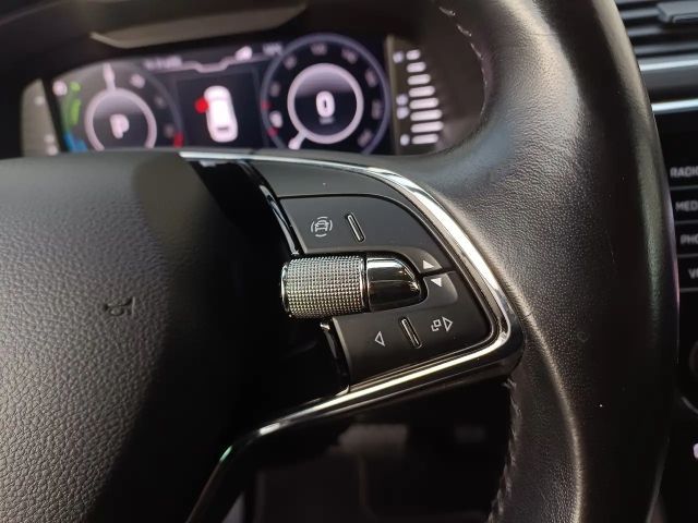 Skoda Superb PlugIn-Hybrid Style Style