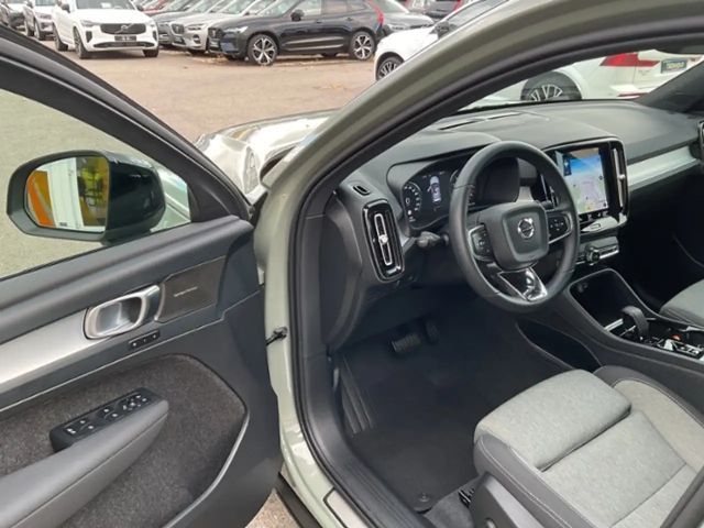 Volvo XC40 Dark Plus