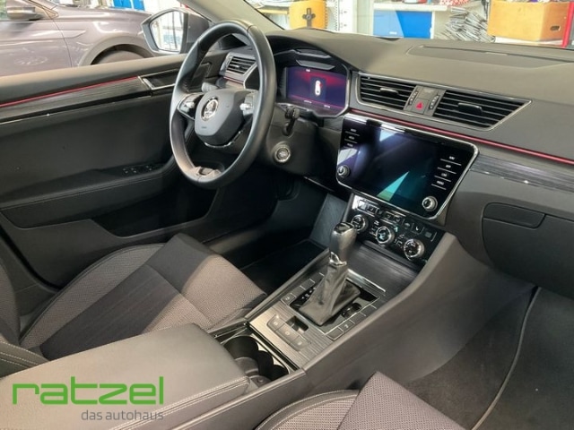 Skoda Superb 2.0 TDI Combi Style Style