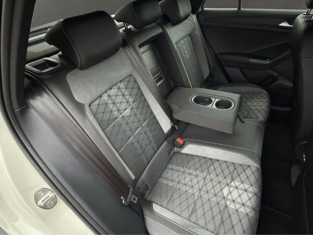 Volkswagen T-Roc 1.5 TSI DSG R-Line