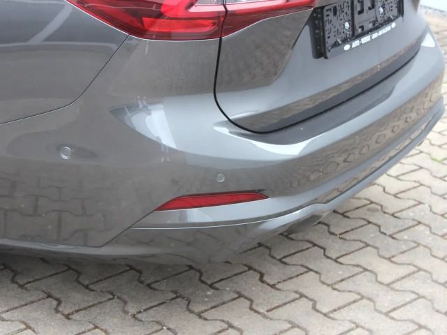 Ford Focus EcoBoost ST Line