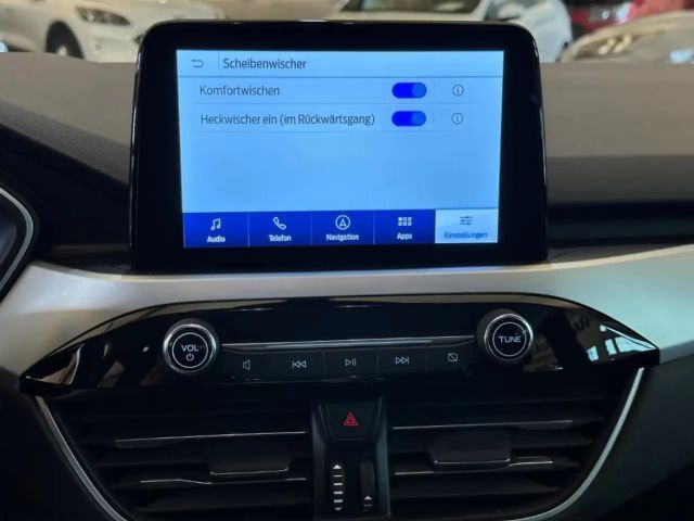 Ford Kuga Cool & Connect