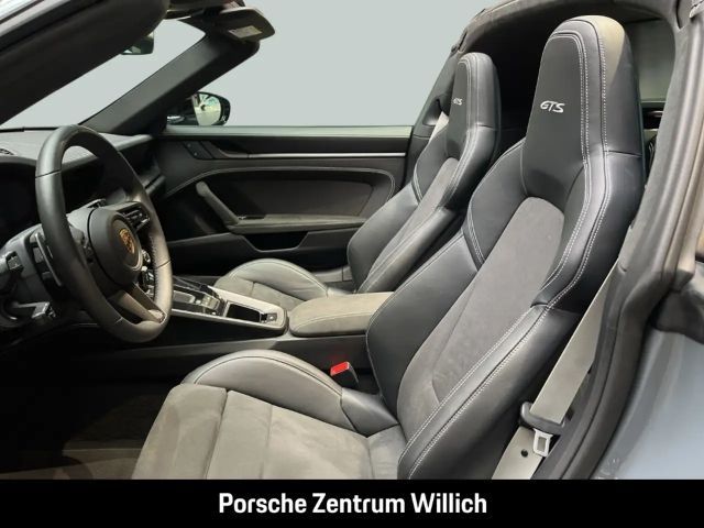 Porsche 992 4 Coupé GTS Targa