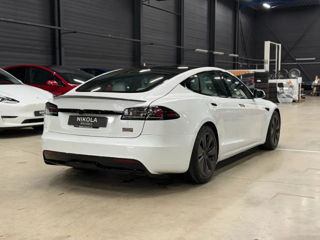 Tesla Model S Plaid