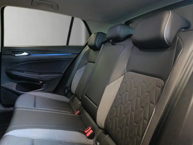 Volkswagen Golf 1.5 eTSI DSG Golf VIII