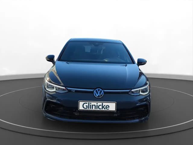 Volkswagen Golf 1.5 eTSI Golf VIII Plus R-Line