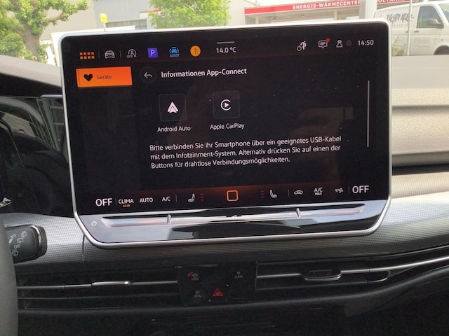 Volkswagen Golf 1.5 eTSI DSG Style Variant