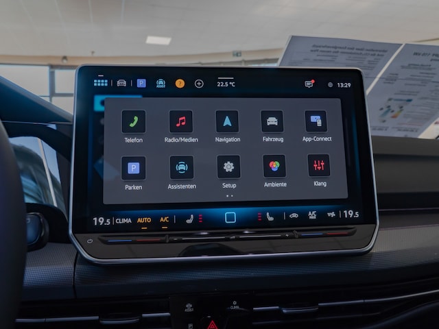 Volkswagen Golf Style