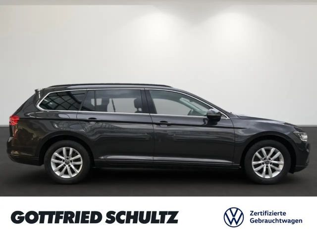 Volkswagen Passat 1.5 TSI Business DSG Variant