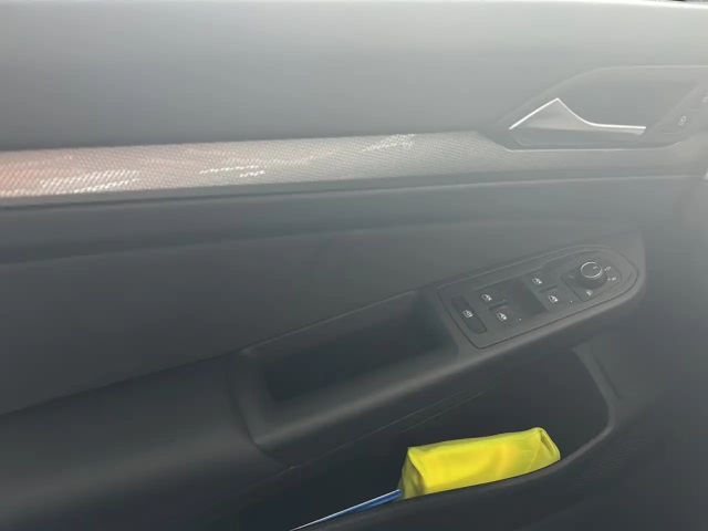 Volkswagen Golf 1.5 TSI Golf VIII Style