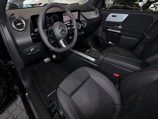 Mercedes-Benz GLA 200 AMG Line