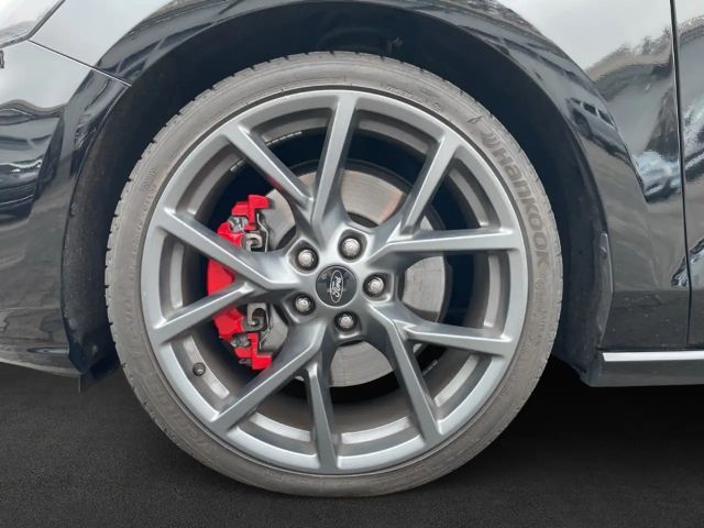 Ford Focus ST Line Wagon