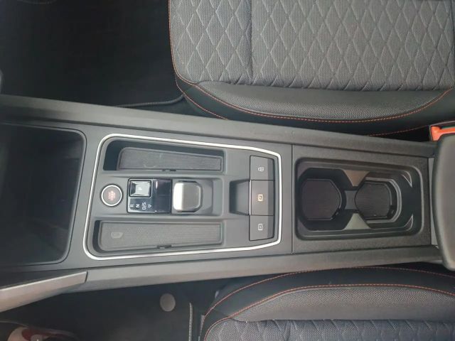 Seat Leon 1.5 eTSI DSG FR-lijn