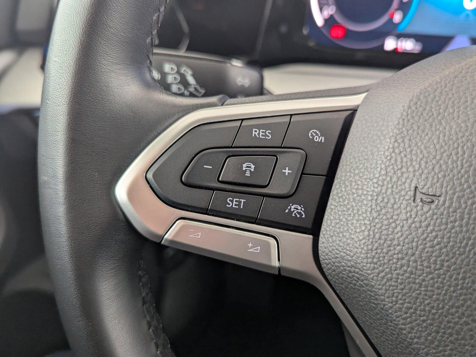 Volkswagen Golf 1.5 TSI Golf VIII Life