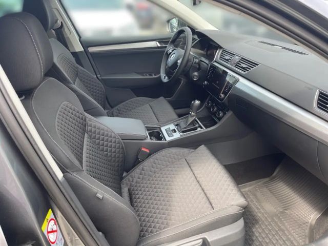 Skoda Superb 1.5 TSI Ambition Combi