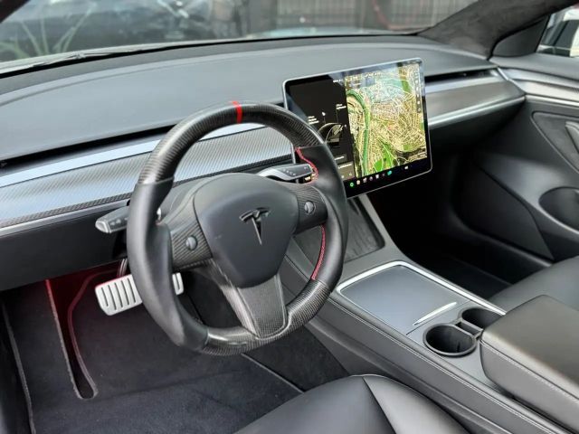 Tesla Model 3 AWD Performance