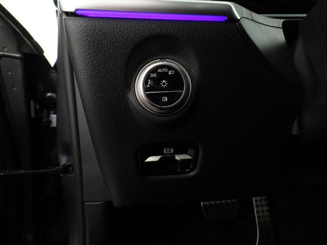 Mercedes-Benz C 220 AMG Line C 220 d Sedan