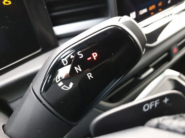 Volkswagen T-Roc 1.5 TSI DSG R-Line