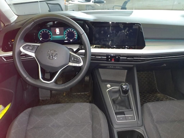 Volkswagen Golf 1.0 TSI Life Variant