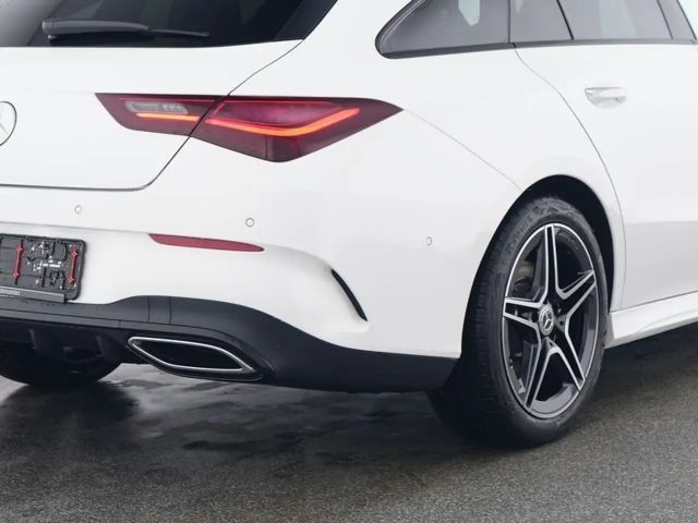 Mercedes-Benz CLA 200 AMG Line