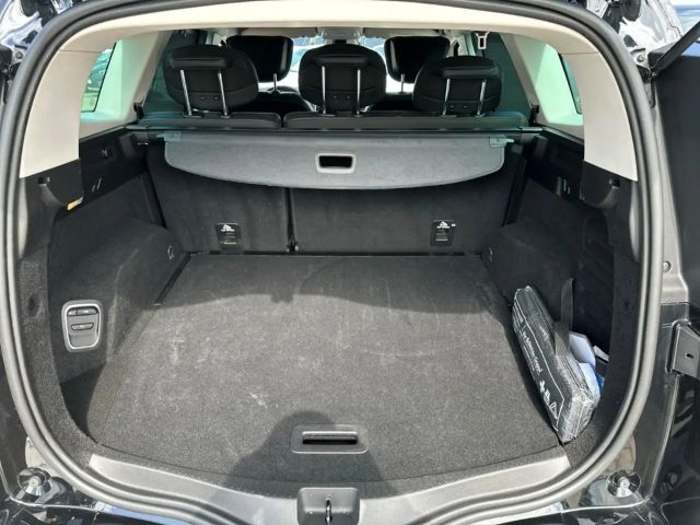 Renault Grand Scenic EDC Grand TCe 140