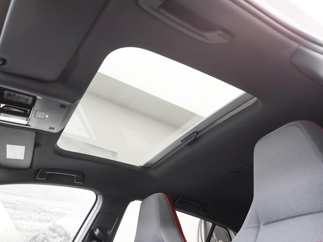 Volkswagen Golf DSG GTI Style