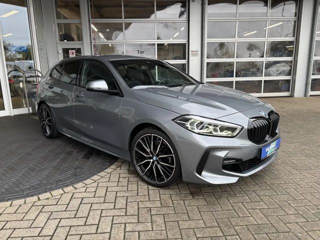 BMW 118 118i M-Sport Sedan