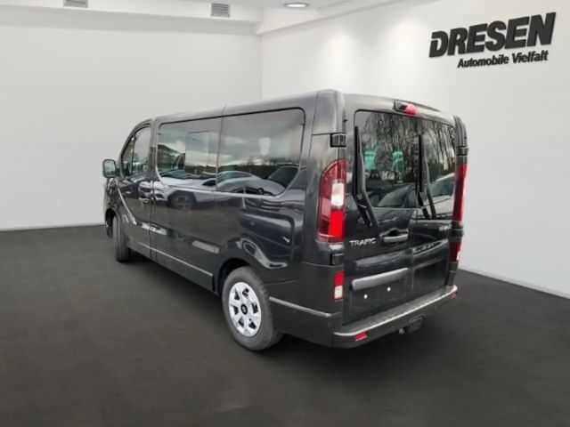 Renault Trafic Blue Combi EDC Evolution dCi 150