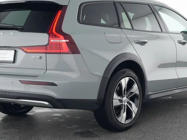Volvo V60 AWD Plus