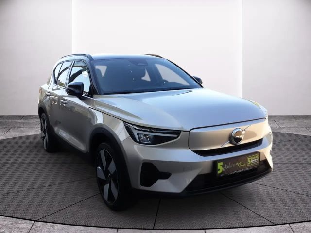 Volvo XC40 Plus Twin Engine