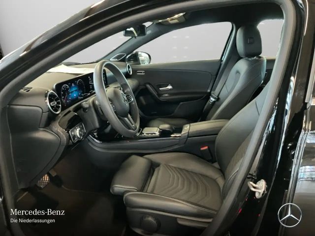 Mercedes-Benz A 250 A 250 e Style