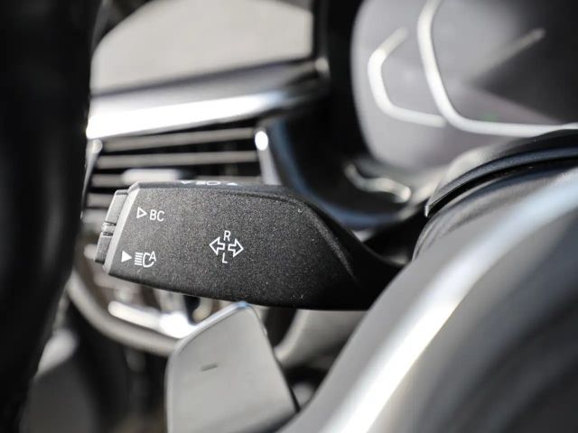 BMW 520 520d M-Sport Touring