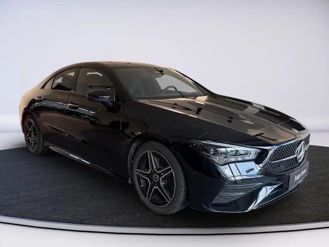 Mercedes-Benz CLA 200 AMG Line CLA 200 d Coupé