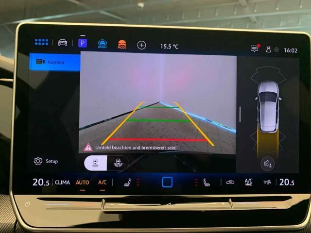 Volkswagen Golf *FACELIFT*AKRAPOVIC*ACC*DCC*NAVI*270*HUD*