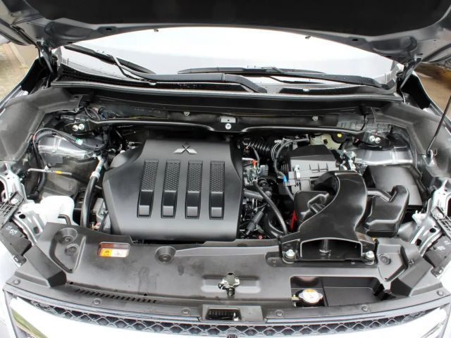 Mitsubishi Eclipse Cross 2WD MIVEC