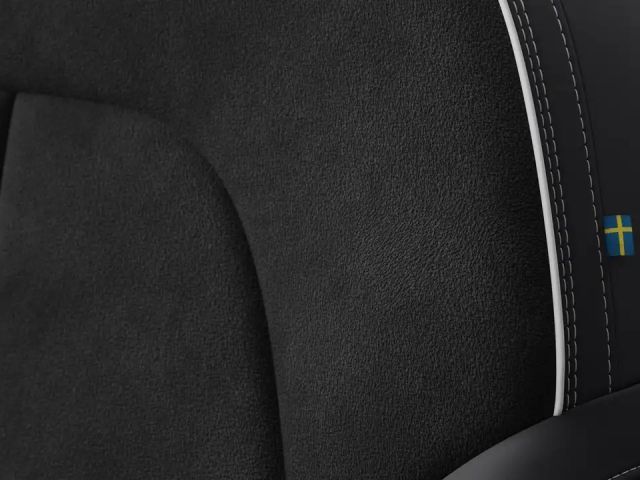 Volvo XC40 Dark Plus