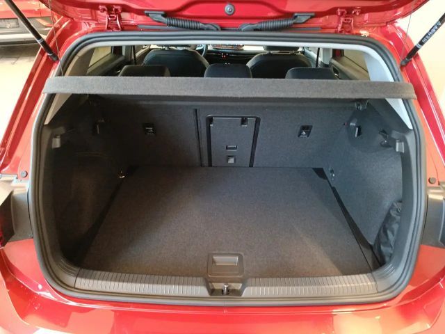 Volkswagen Golf 1.5 eTSI DSG Golf VIII