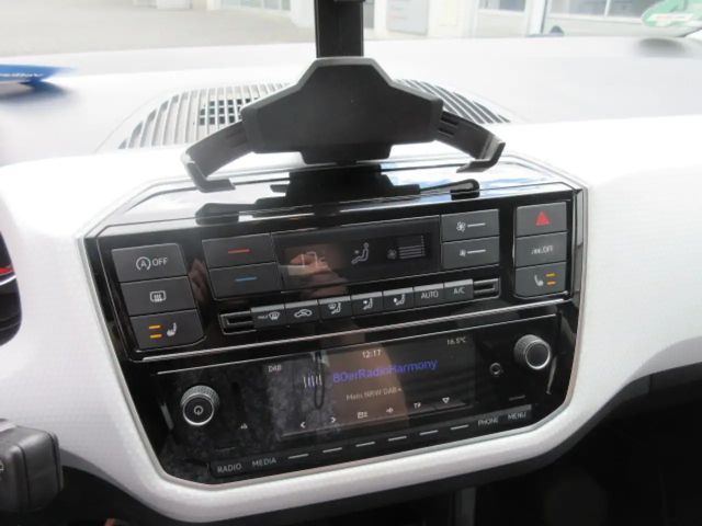 Volkswagen up! Style