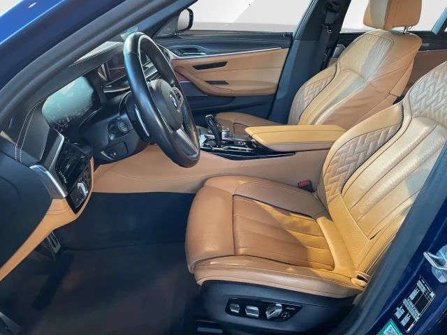 BMW 530 530d M-Sport Sedan