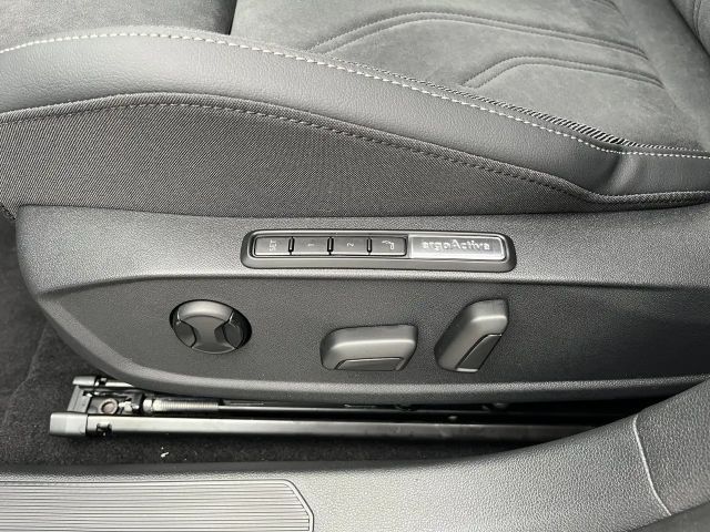 Volkswagen Golf DSG eHybrid