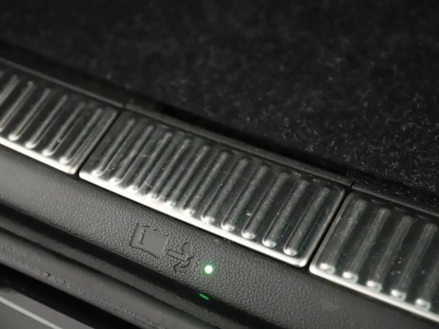 Skoda Superb Sportline iV