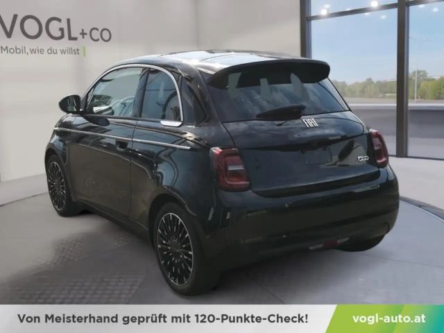Fiat 500e La Prima