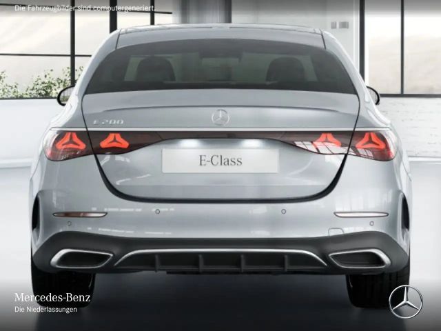 Mercedes-Benz E 200 AMG Line Sedan