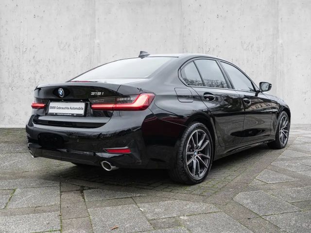 BMW 318 318i Sedan Sport Line