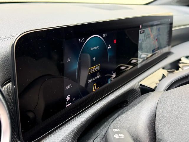 Mercedes-Benz CLA 180 Shooting Brake