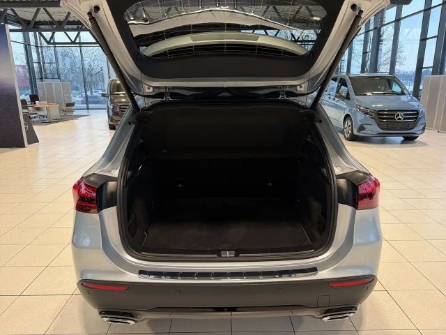 Mercedes-Benz GLA 200 Progressive