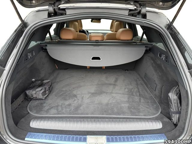 Mercedes-Benz E 300 4MATIC Estate