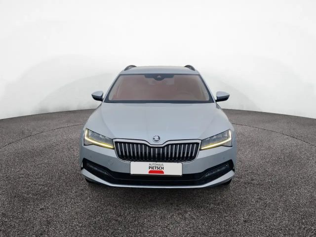 Skoda Superb 2.0 TDI Ambition Combi
