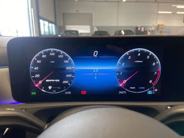 Mercedes-Benz A 35 AMG AMG Line